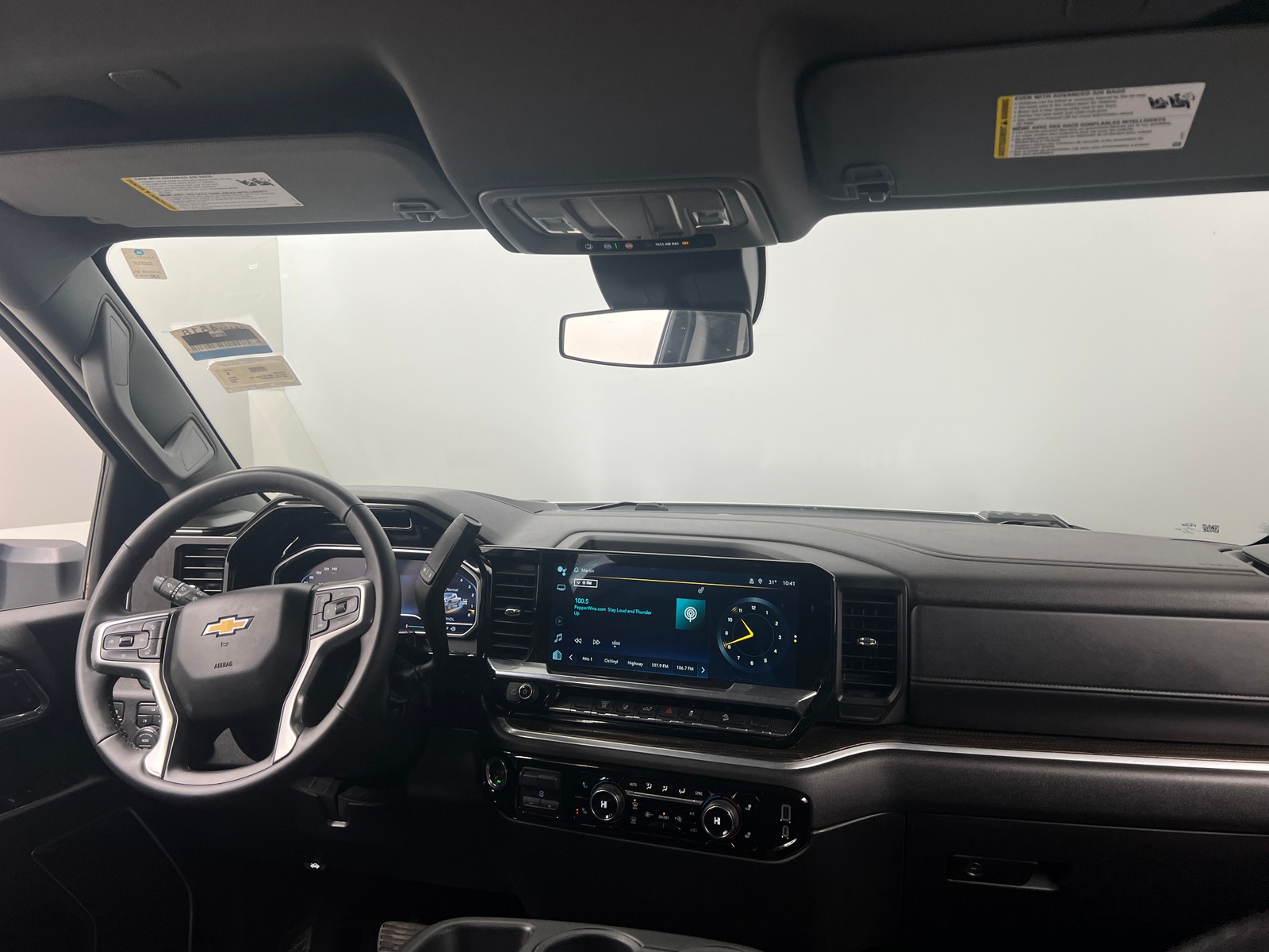 Thumbnail: 2024 Chevrolet Silverado 2500 - 3