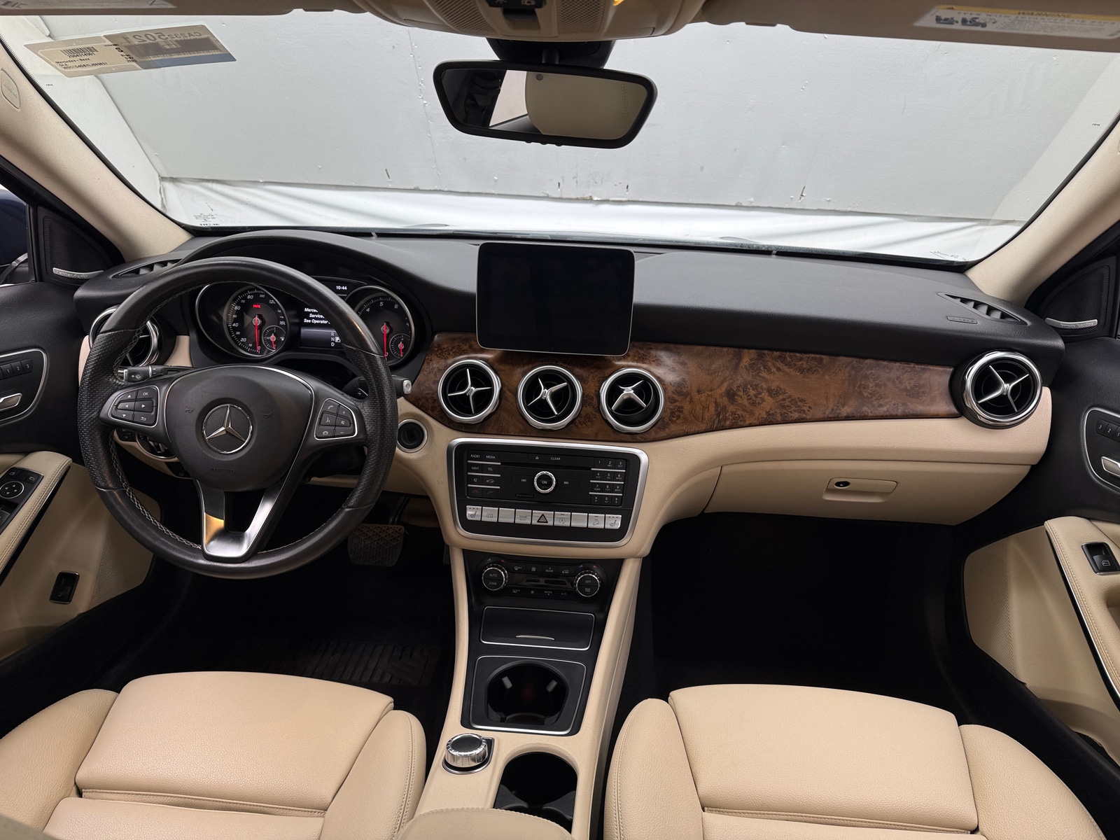 Thumbnail: 2020 Mercedes-Benz GLA - 2