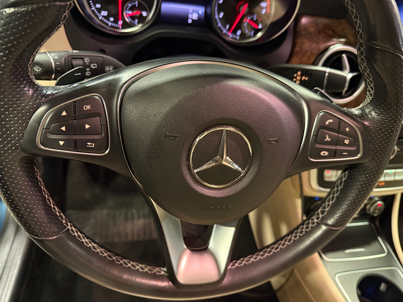 Thumbnail: 2020 Mercedes-Benz GLA - 4