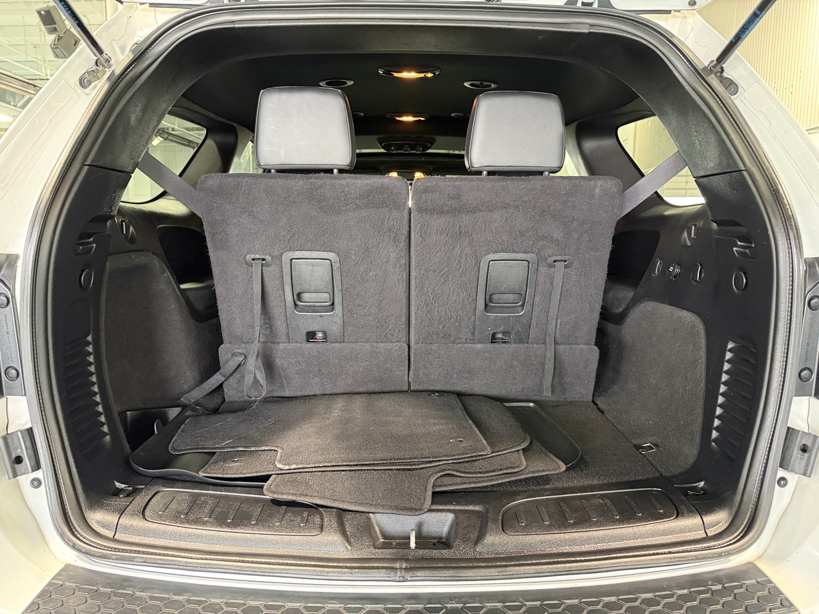 Thumbnail: 2019 Dodge Durango - 7