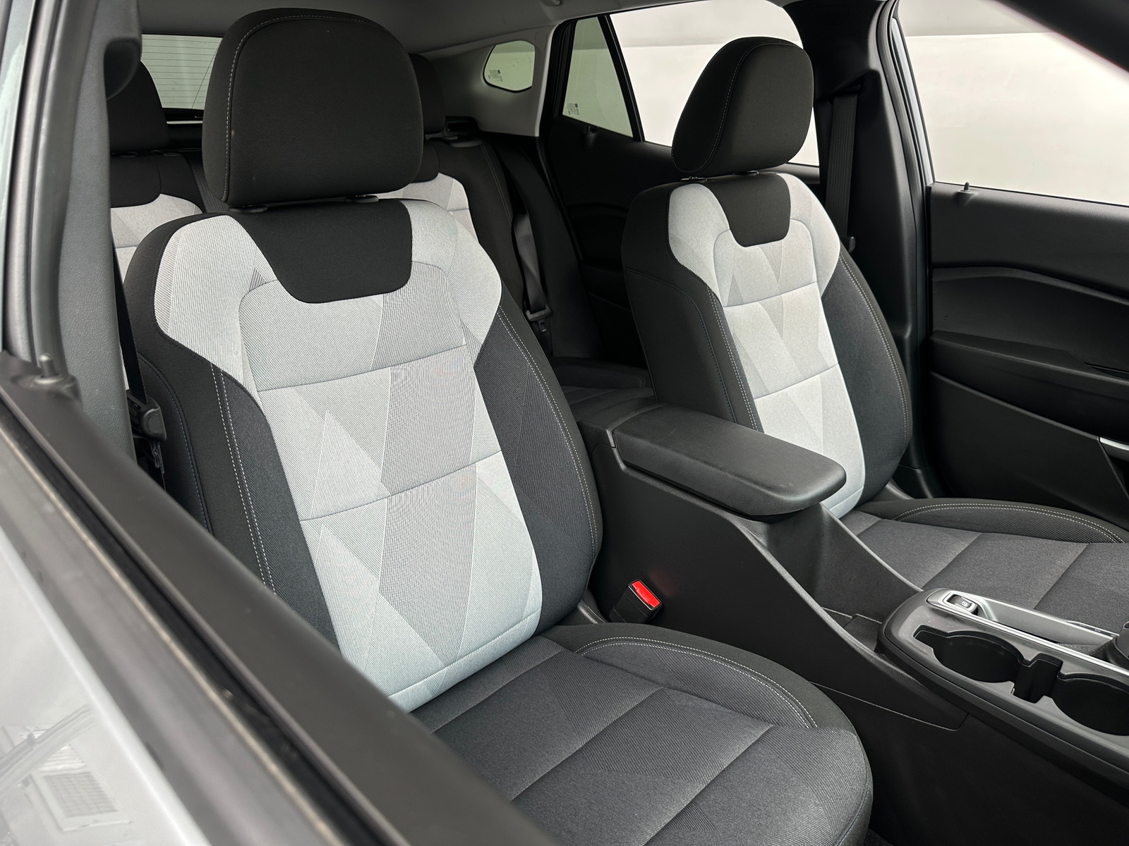 Thumbnail: 2025 Chevrolet Trax - 2