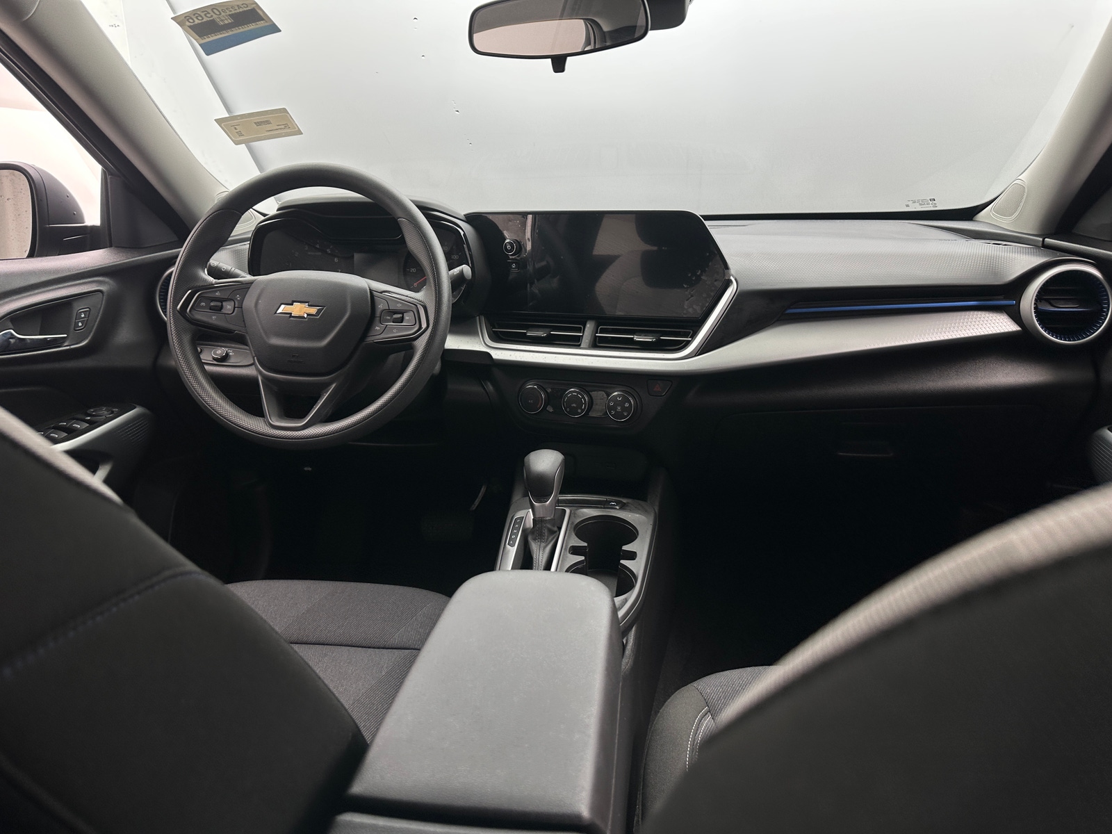 Thumbnail: 2025 Chevrolet Trax - 3