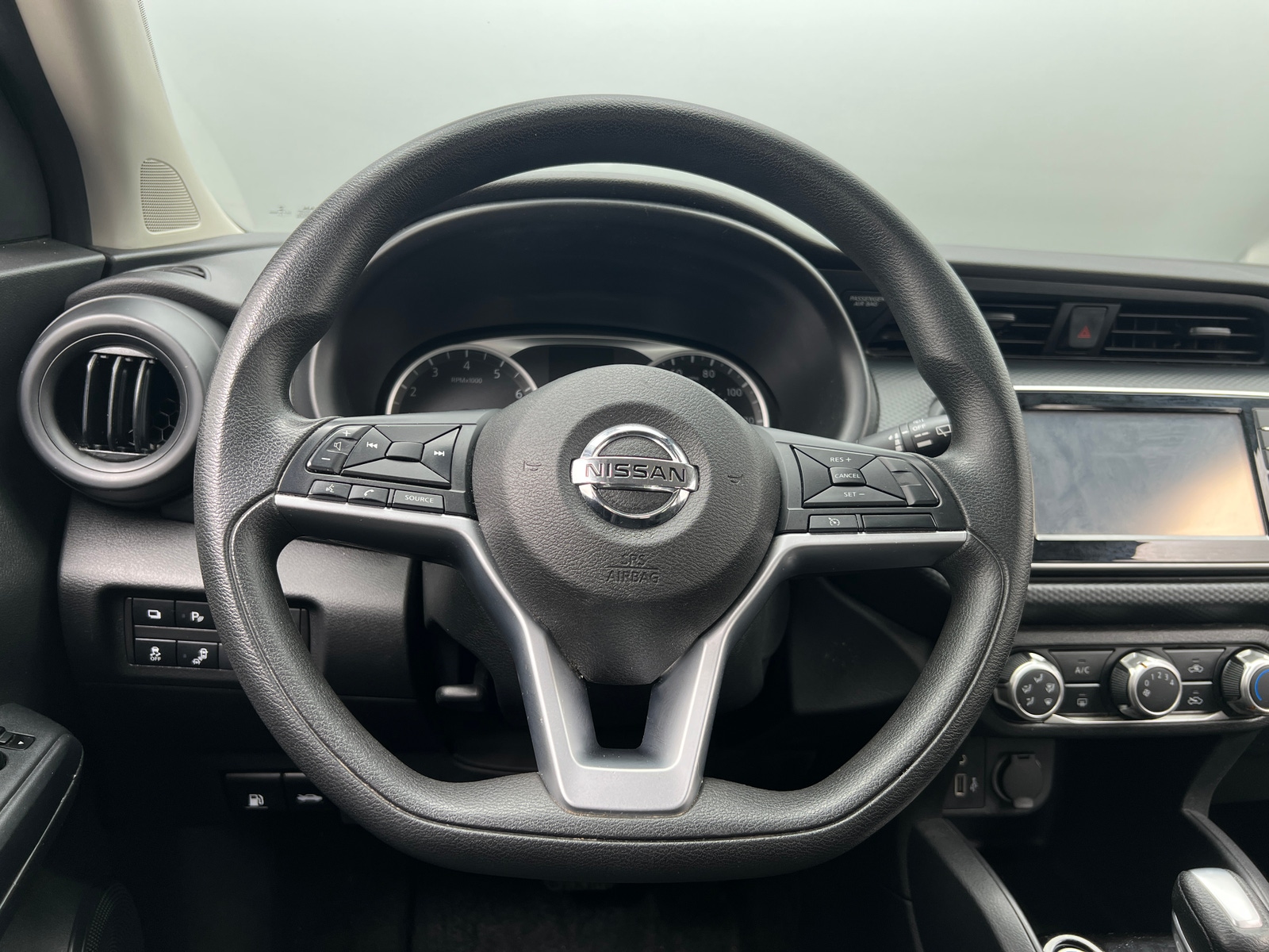 Thumbnail: 2021 Nissan Kicks - 5