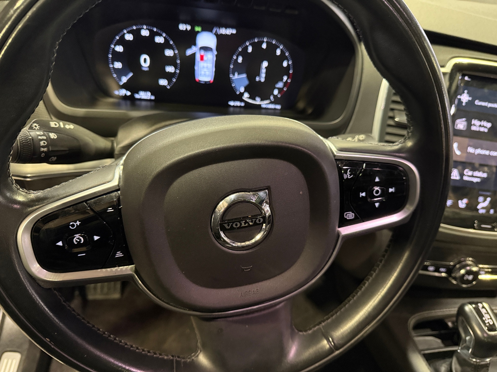 Thumbnail: 2021 Volvo XC90 - 4