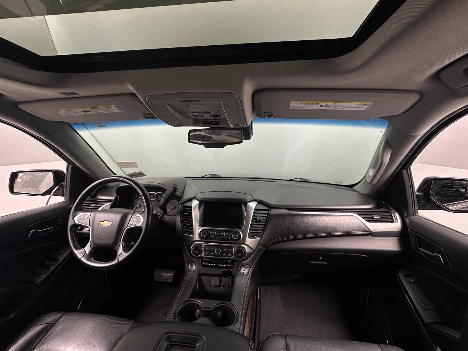 Thumbnail: 2019 Chevrolet Tahoe - 2