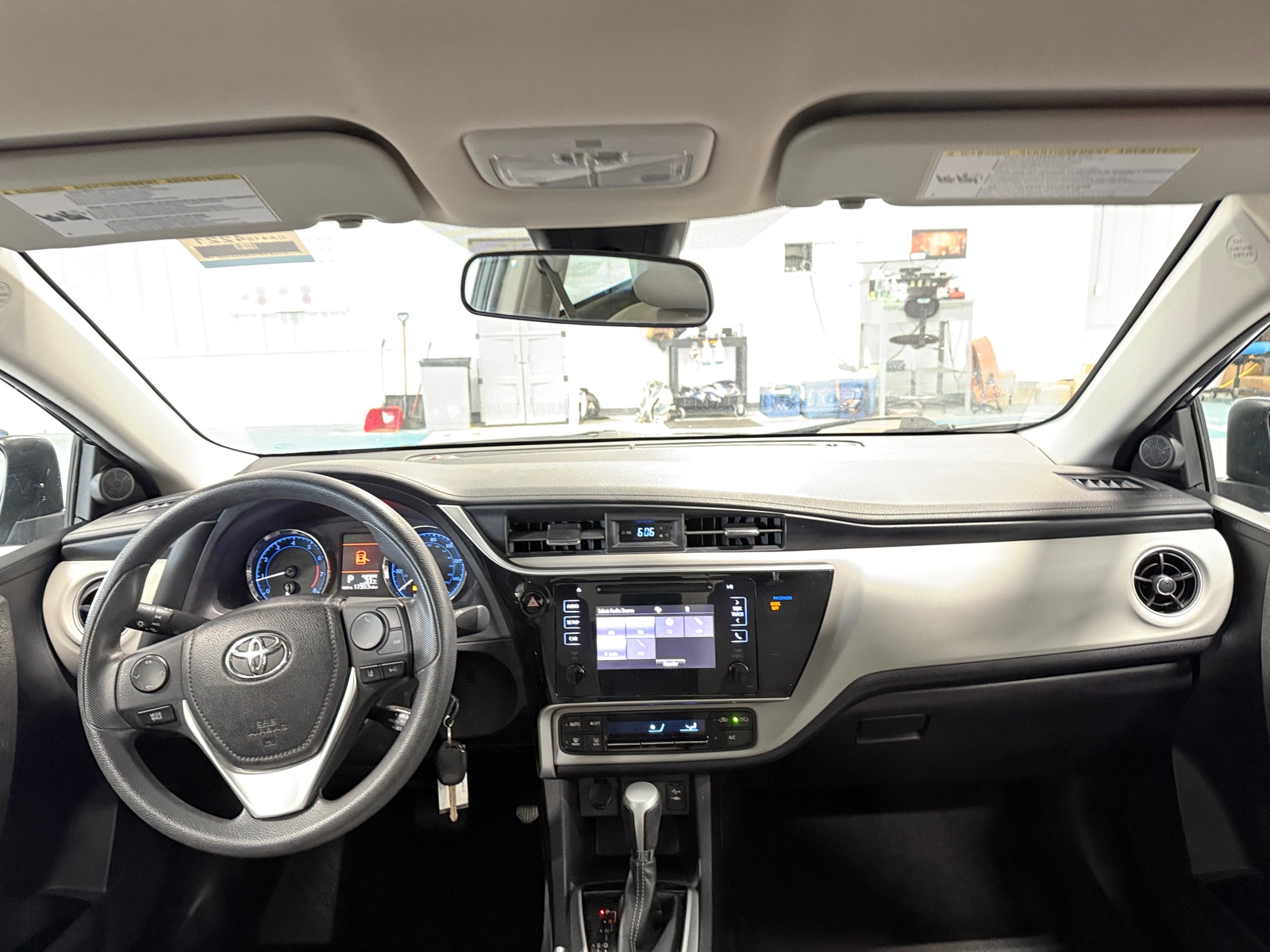 Thumbnail: 2018 Toyota Corolla - 3