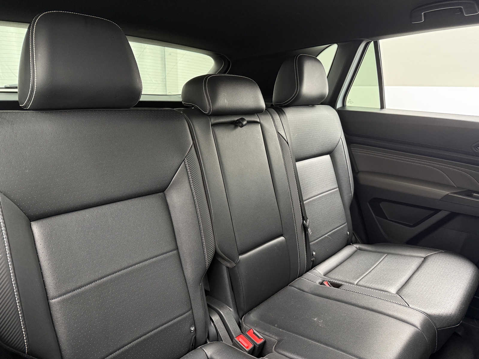 Thumbnail: 2022 Volkswagen Atlas - 5