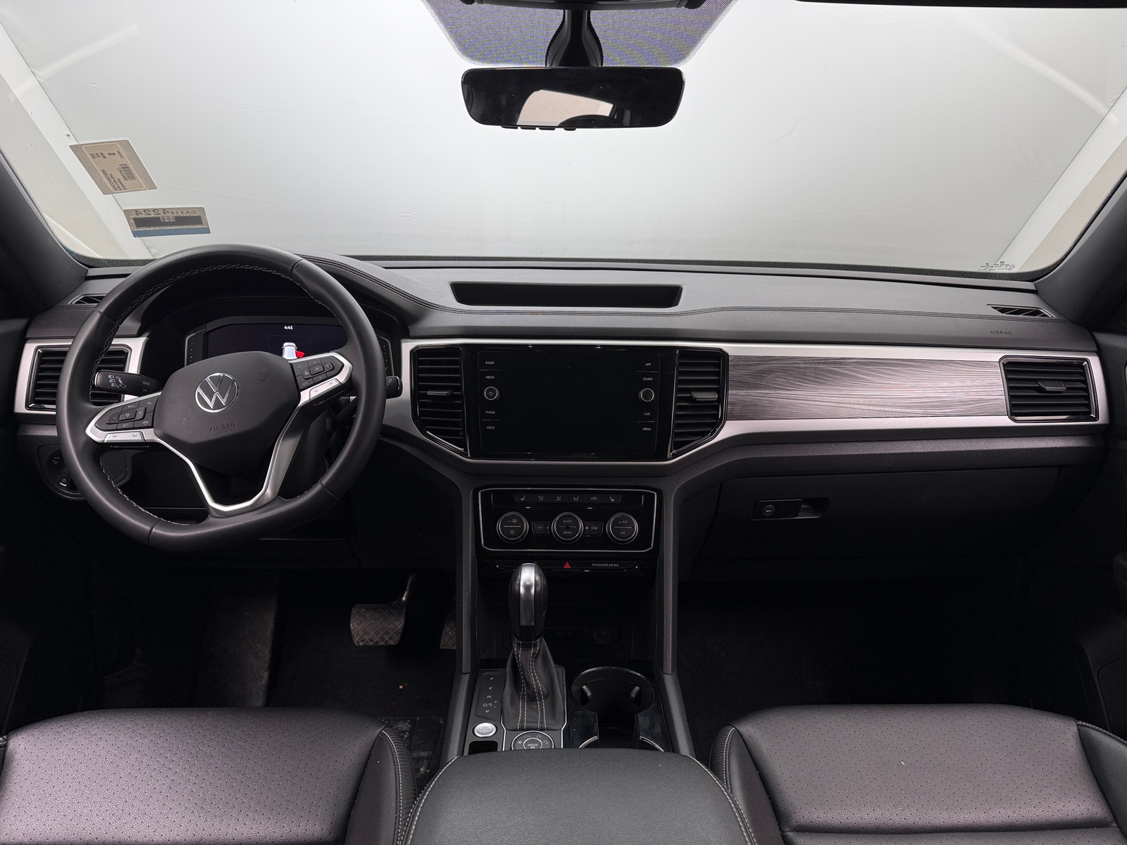 Thumbnail: 2022 Volkswagen Atlas - 2