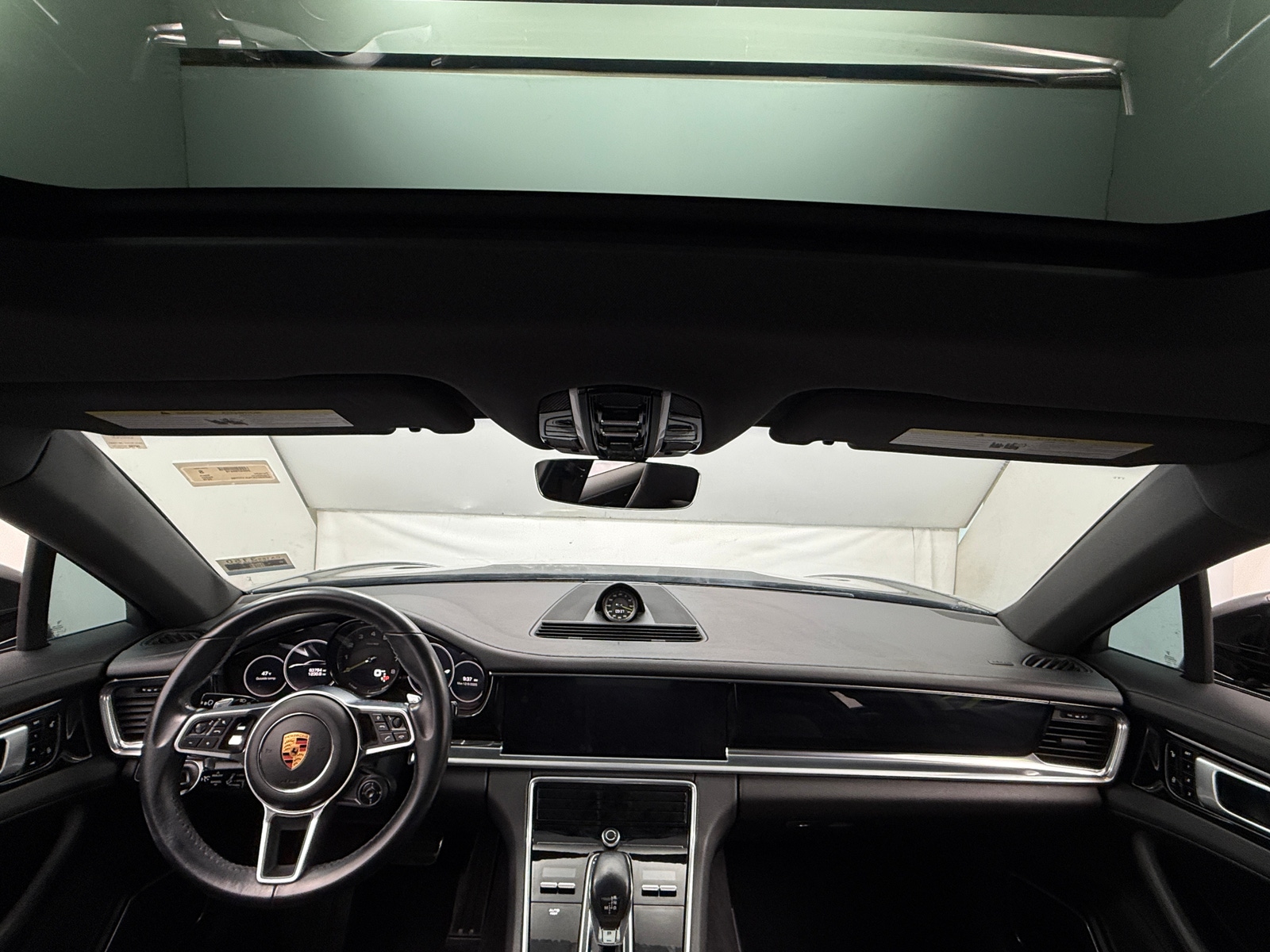 Thumbnail: 2018 Porsche Panamera - 2