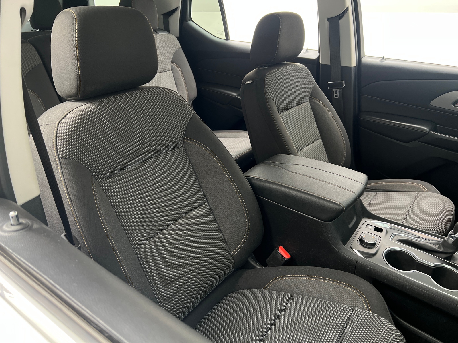 Thumbnail: 2021 Chevrolet Traverse - 2