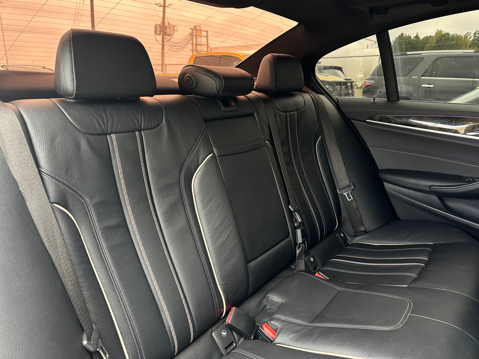 Thumbnail: 2017 BMW 5 Series - 4