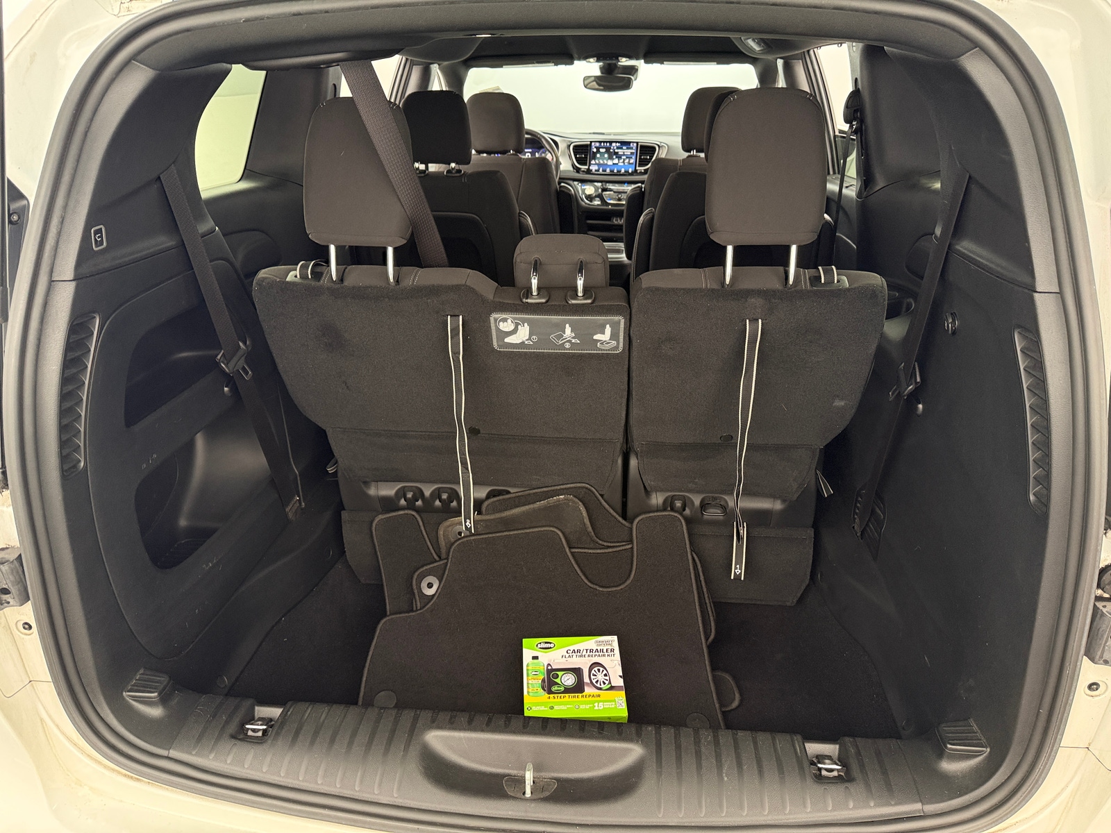 Thumbnail: 2021 Chrysler Pacifica - 7