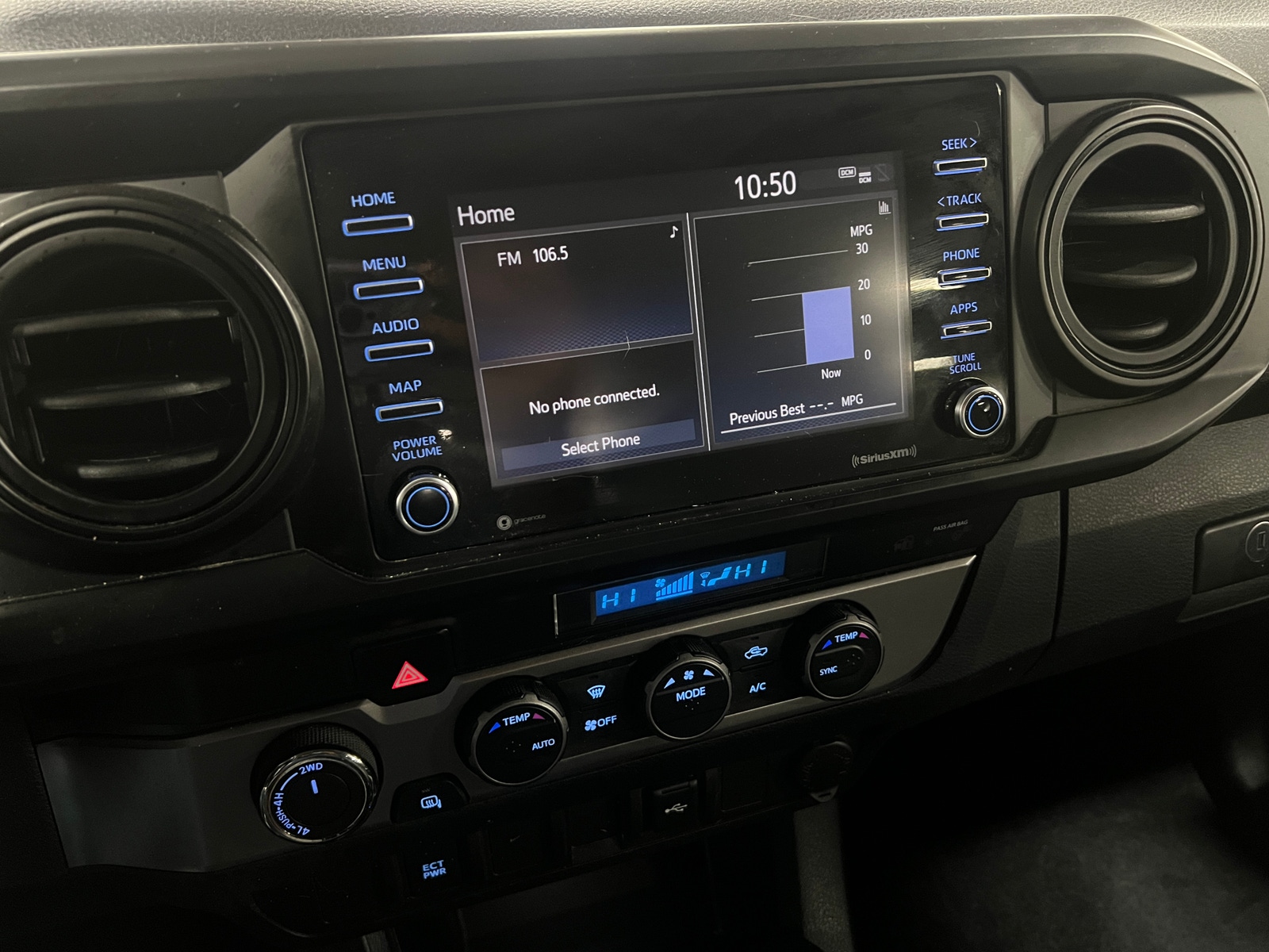 Thumbnail: 2021 Toyota Tacoma - 4