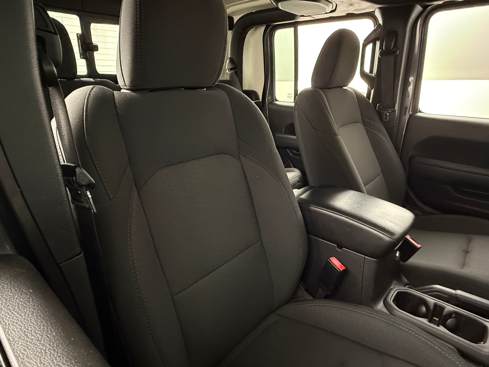 Thumbnail: 2022 Jeep Gladiator - 2