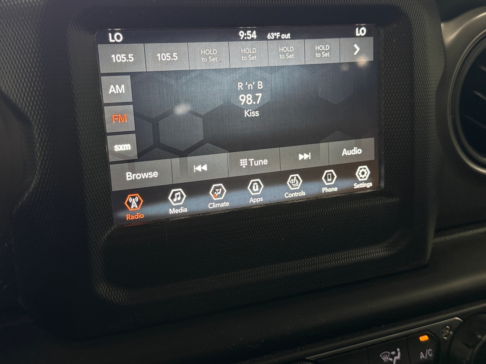 Thumbnail: 2022 Jeep Gladiator - 4