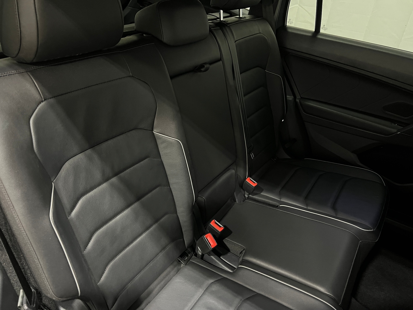 Thumbnail: 2020 Volkswagen Tiguan - 5