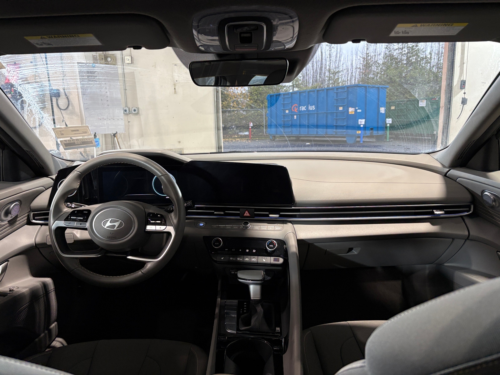 Thumbnail: 2025 Hyundai Elantra - 3