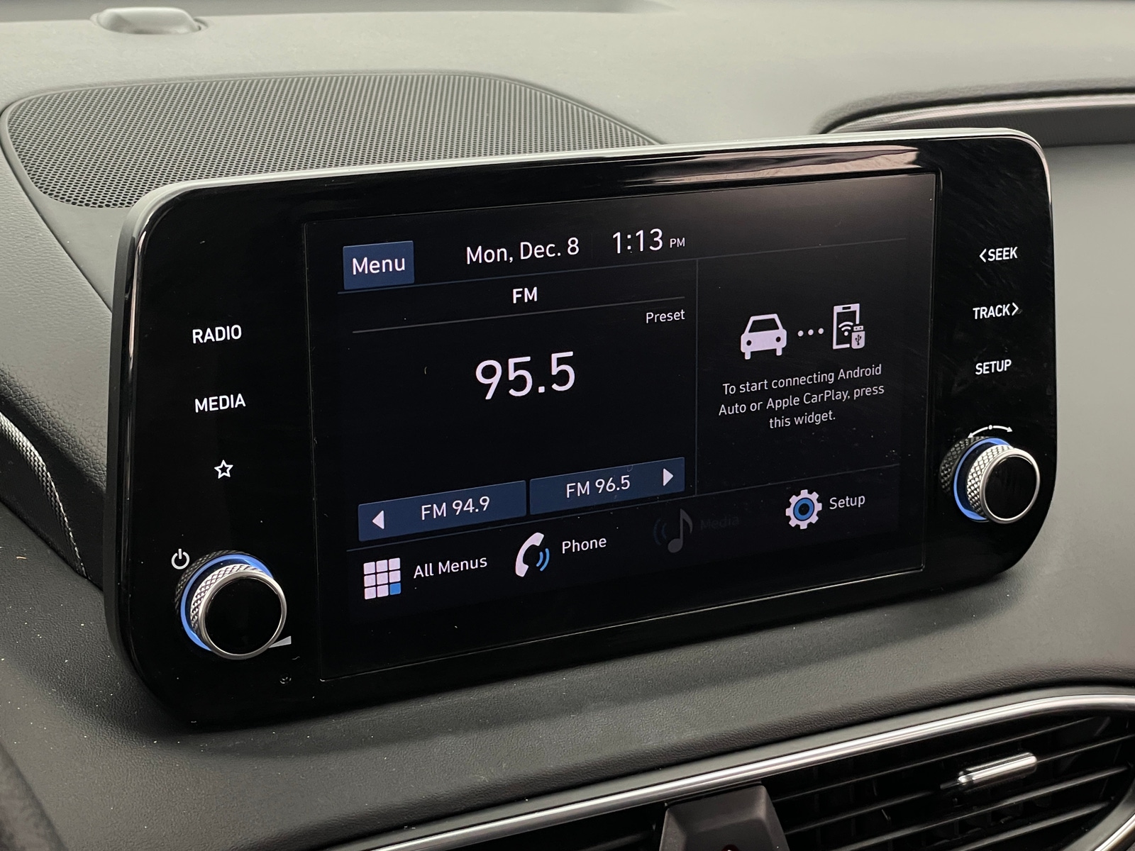 Thumbnail: 2023 Hyundai Santa Fe - 4