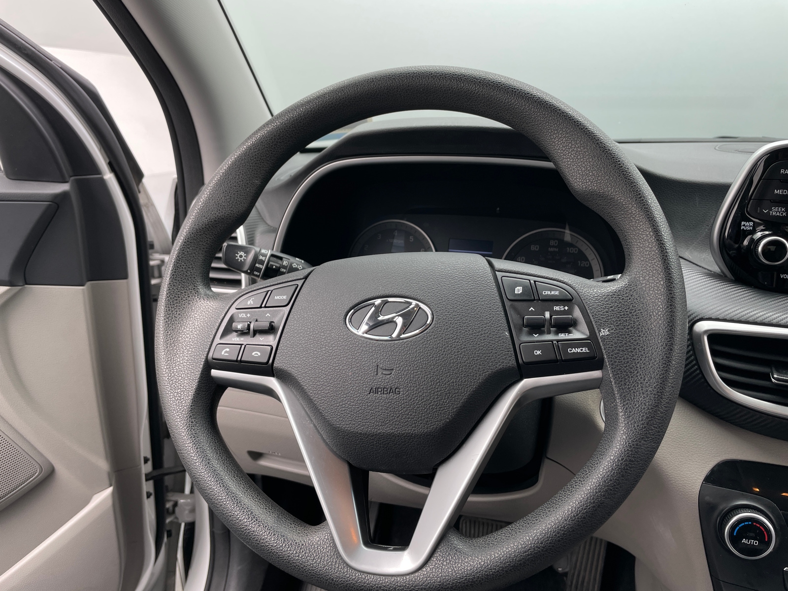 Thumbnail: 2019 Hyundai Tucson - 5