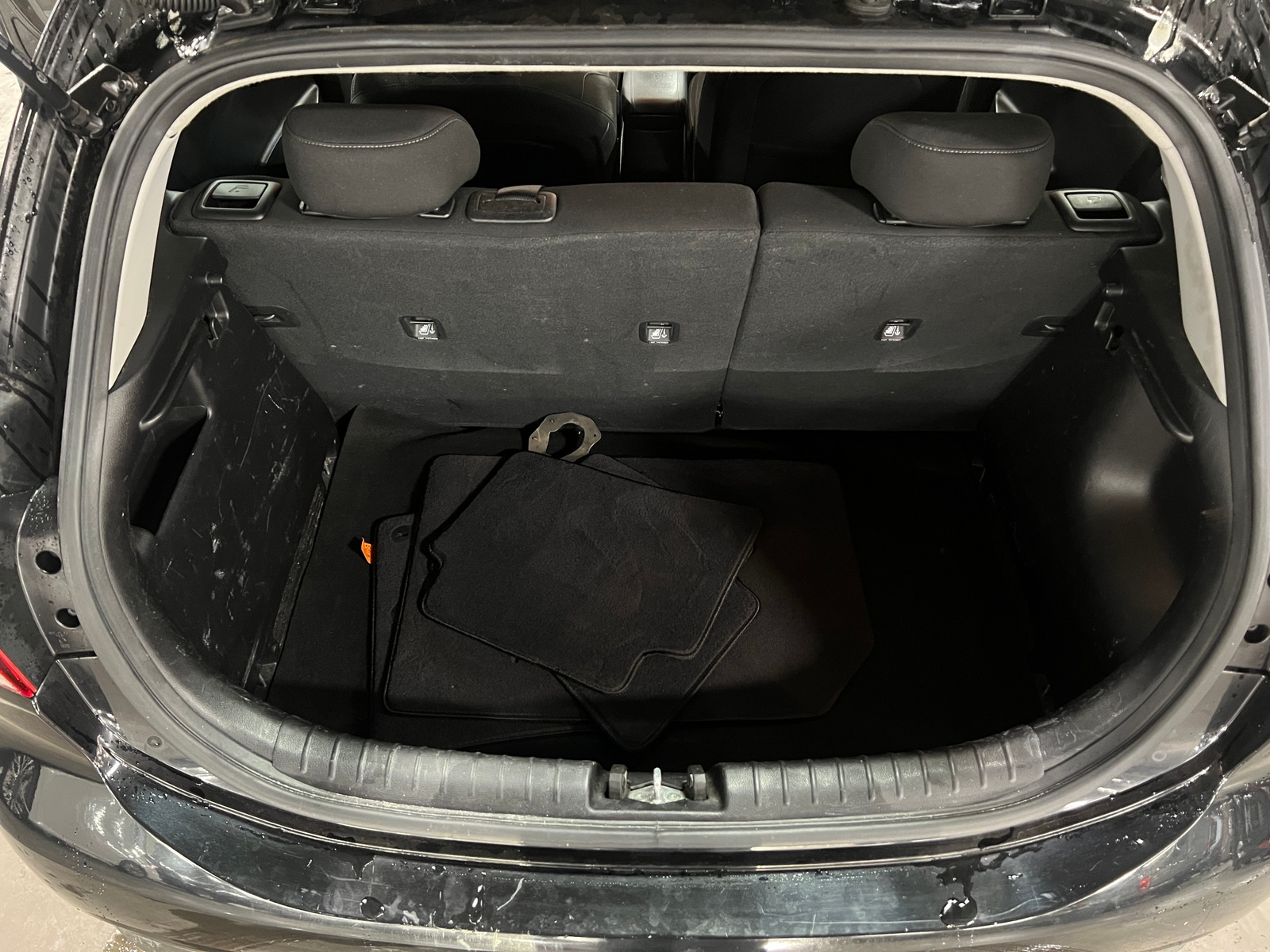 Thumbnail: 2020 Kia Rio - 7