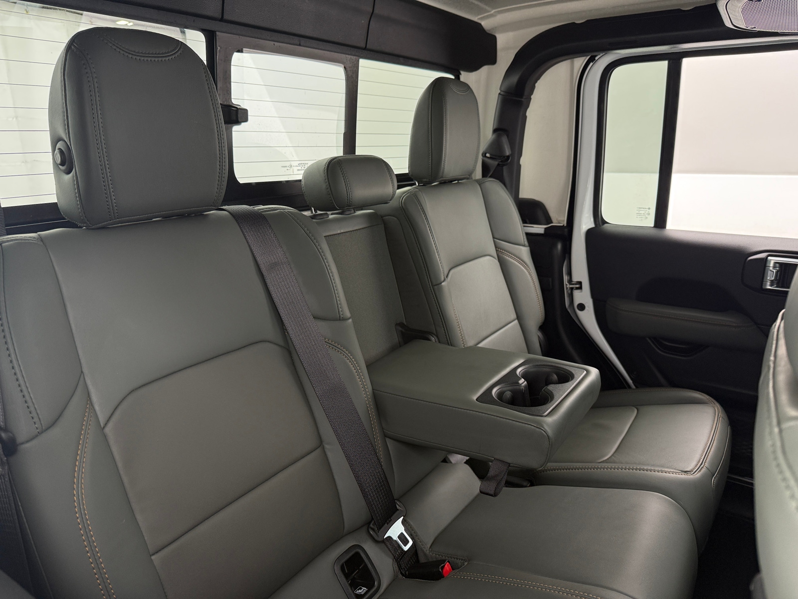 Thumbnail: 2024 Jeep Gladiator - 5