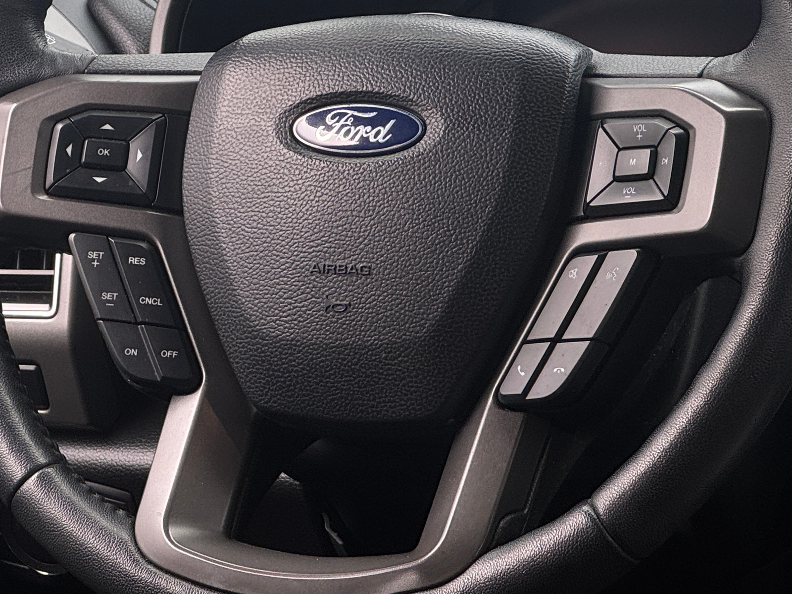 Thumbnail: 2020 Ford Expedition - 4