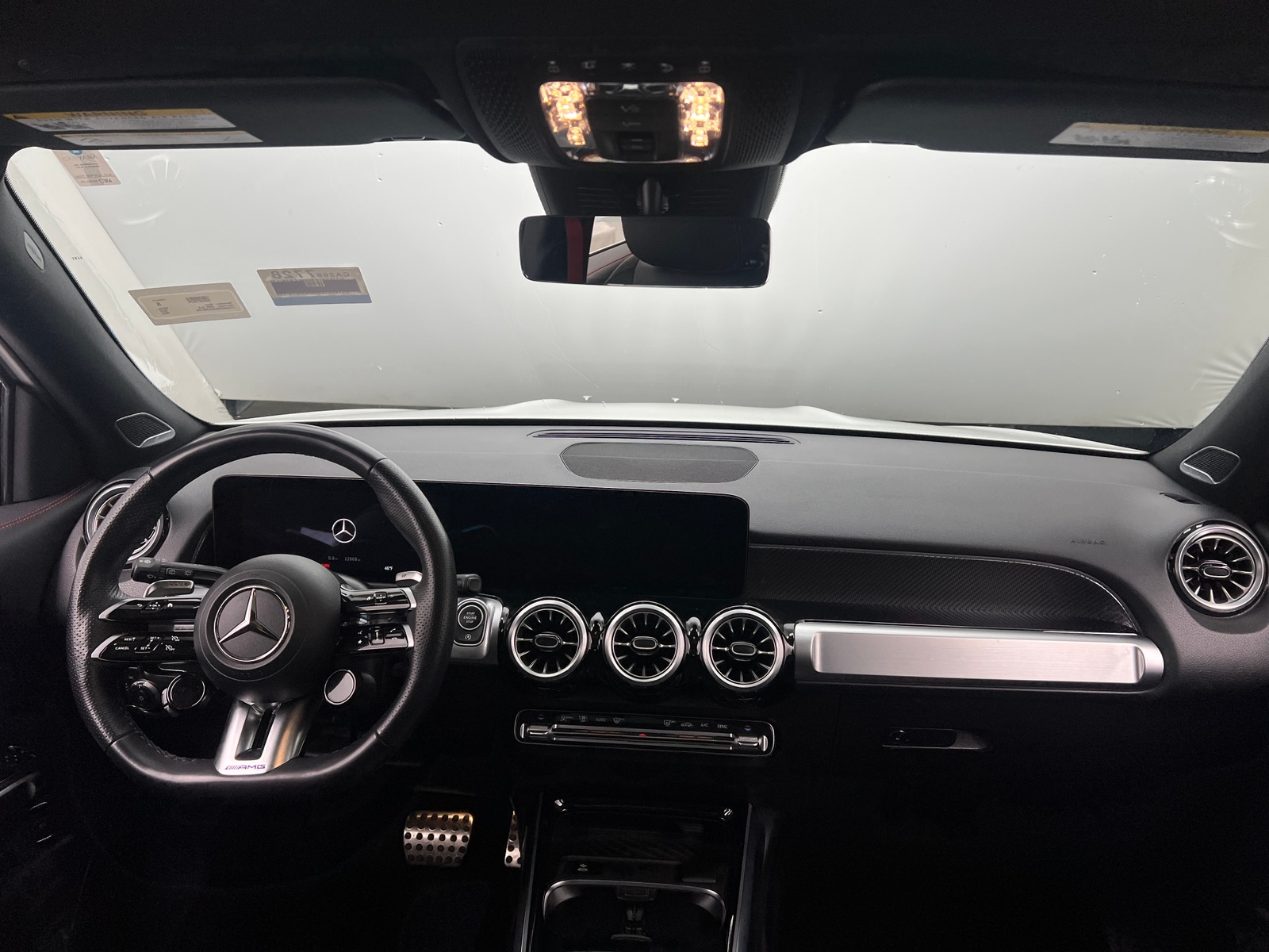 Thumbnail: 2025 Mercedes-Benz GLB - 2