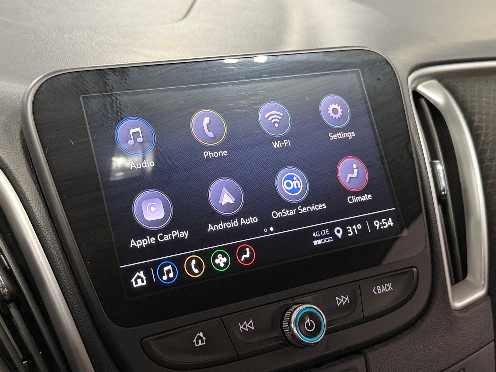 Thumbnail: 2022 Chevrolet Malibu - 4