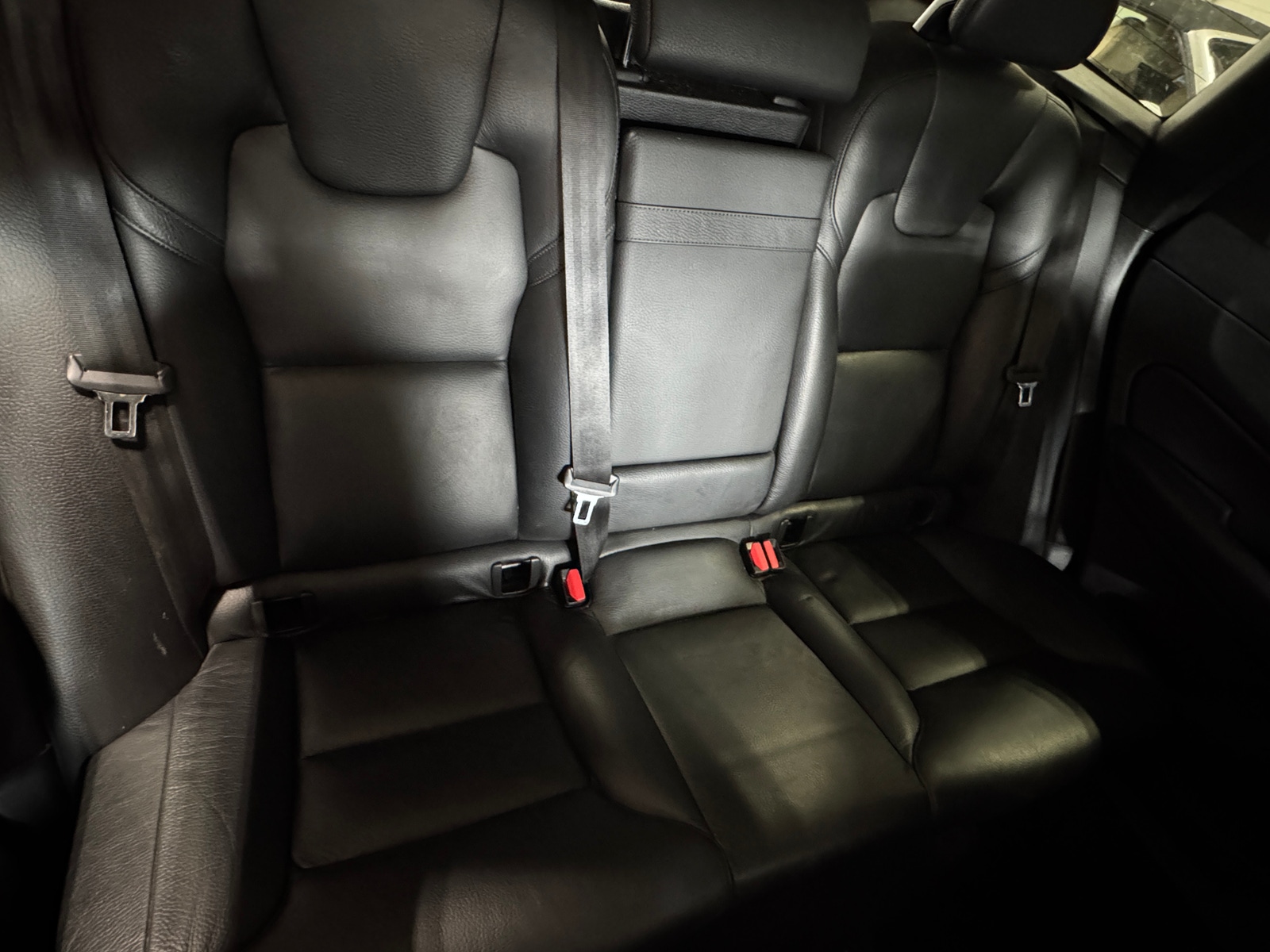 Thumbnail: 2018 Volvo XC60 - 5