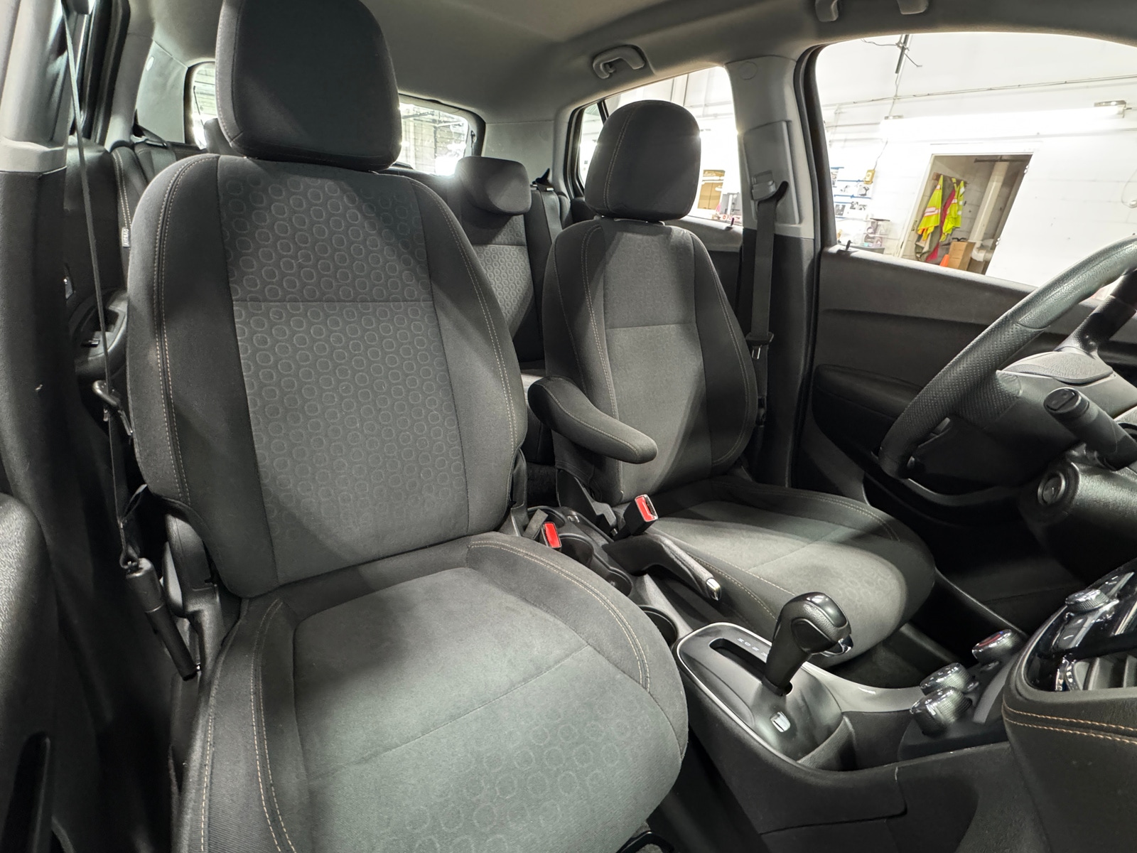 Thumbnail: 2019 Chevrolet Trax - 2