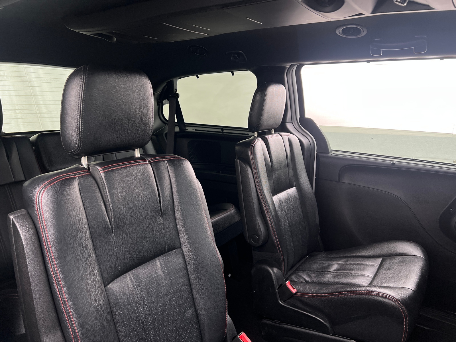 Thumbnail: 2017 Dodge Grand Caravan - 5