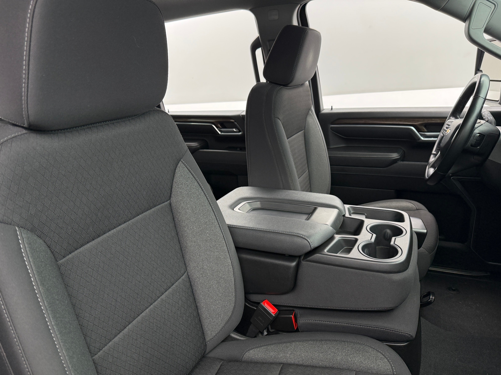 Thumbnail: 2024 Chevrolet Silverado 2500 - 2