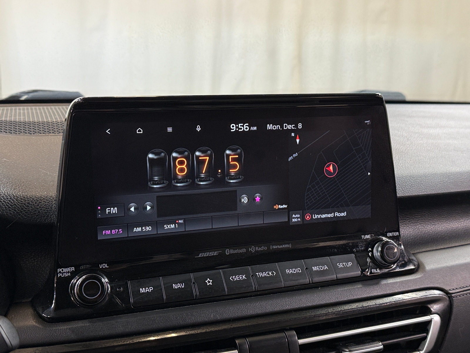 Thumbnail: 2022 Kia Seltos - 3