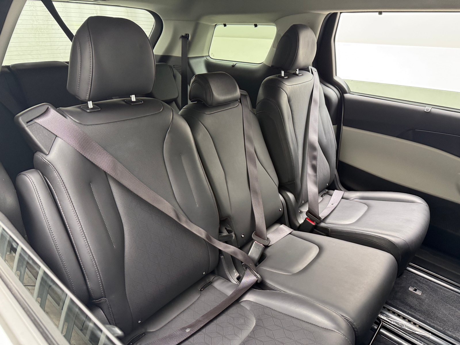 Thumbnail: 2024 Kia Carnival - 5