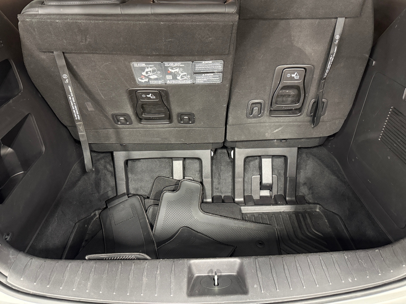 Thumbnail: 2024 Kia Carnival - 6