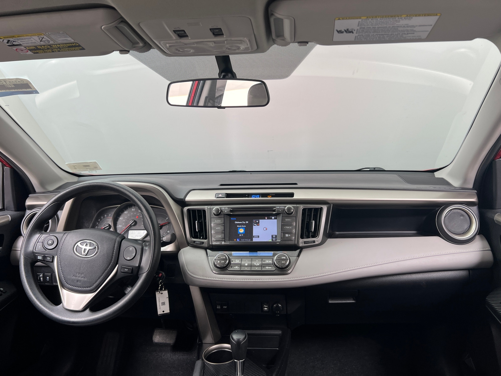 Thumbnail: 2015 Toyota RAV4 - 3