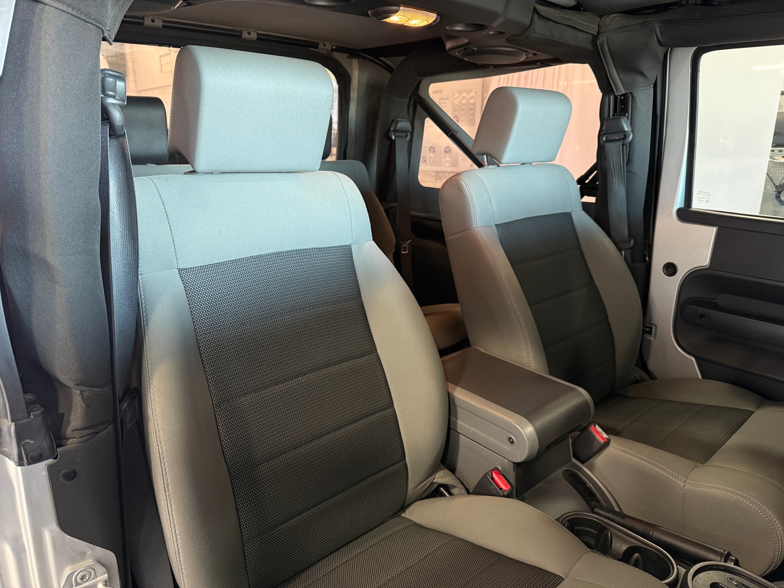 Thumbnail: 2010 Jeep Wrangler - 2