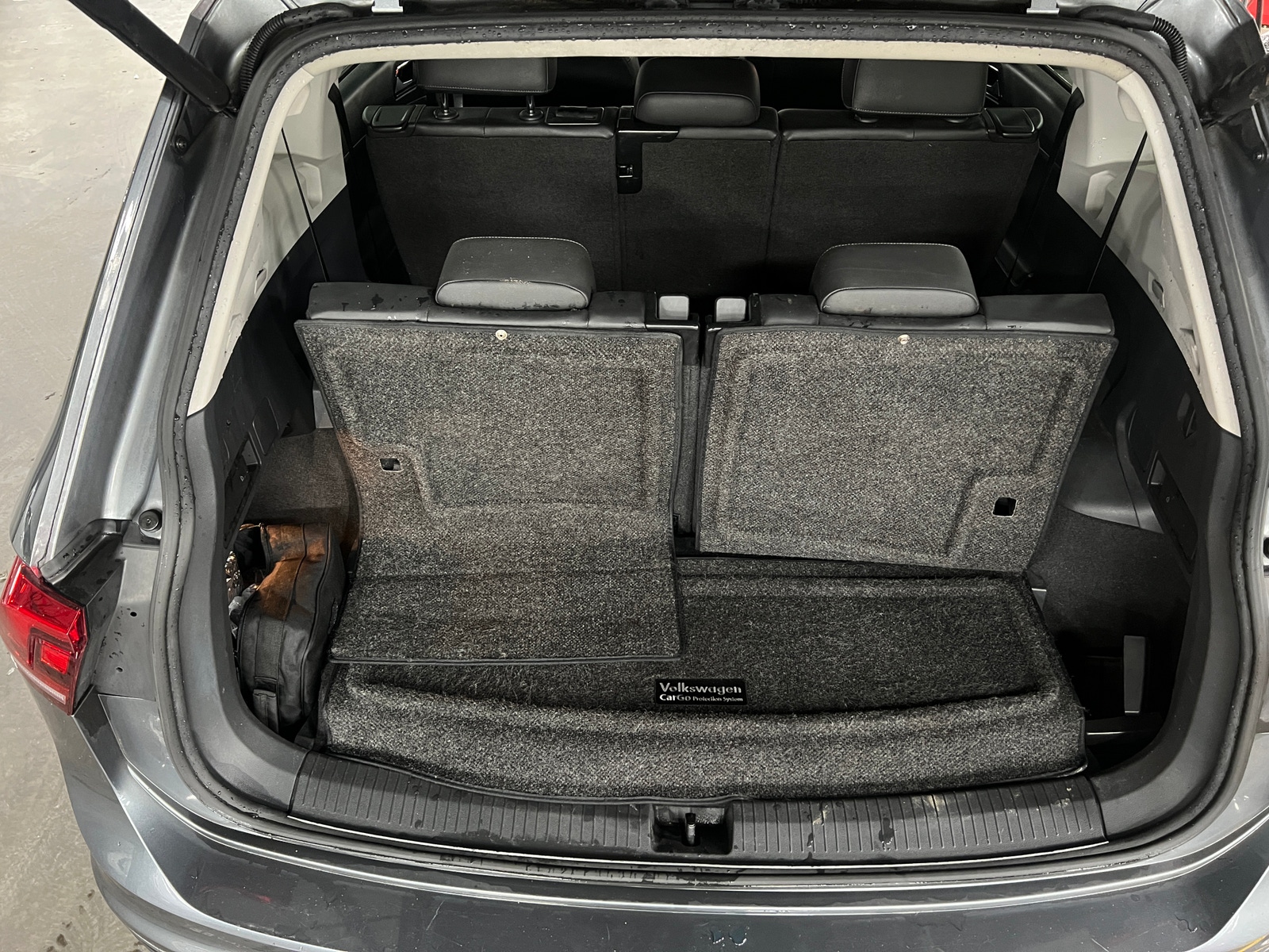 Thumbnail: 2018 Volkswagen Tiguan - 6