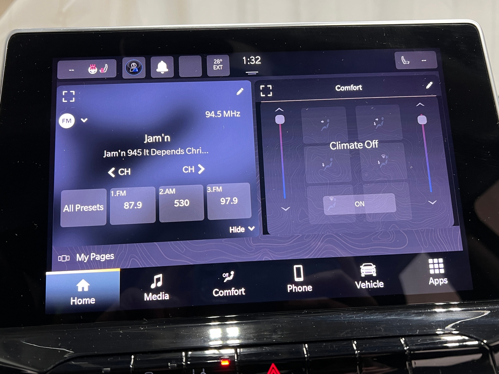 Thumbnail: 2022 Jeep Compass - 3