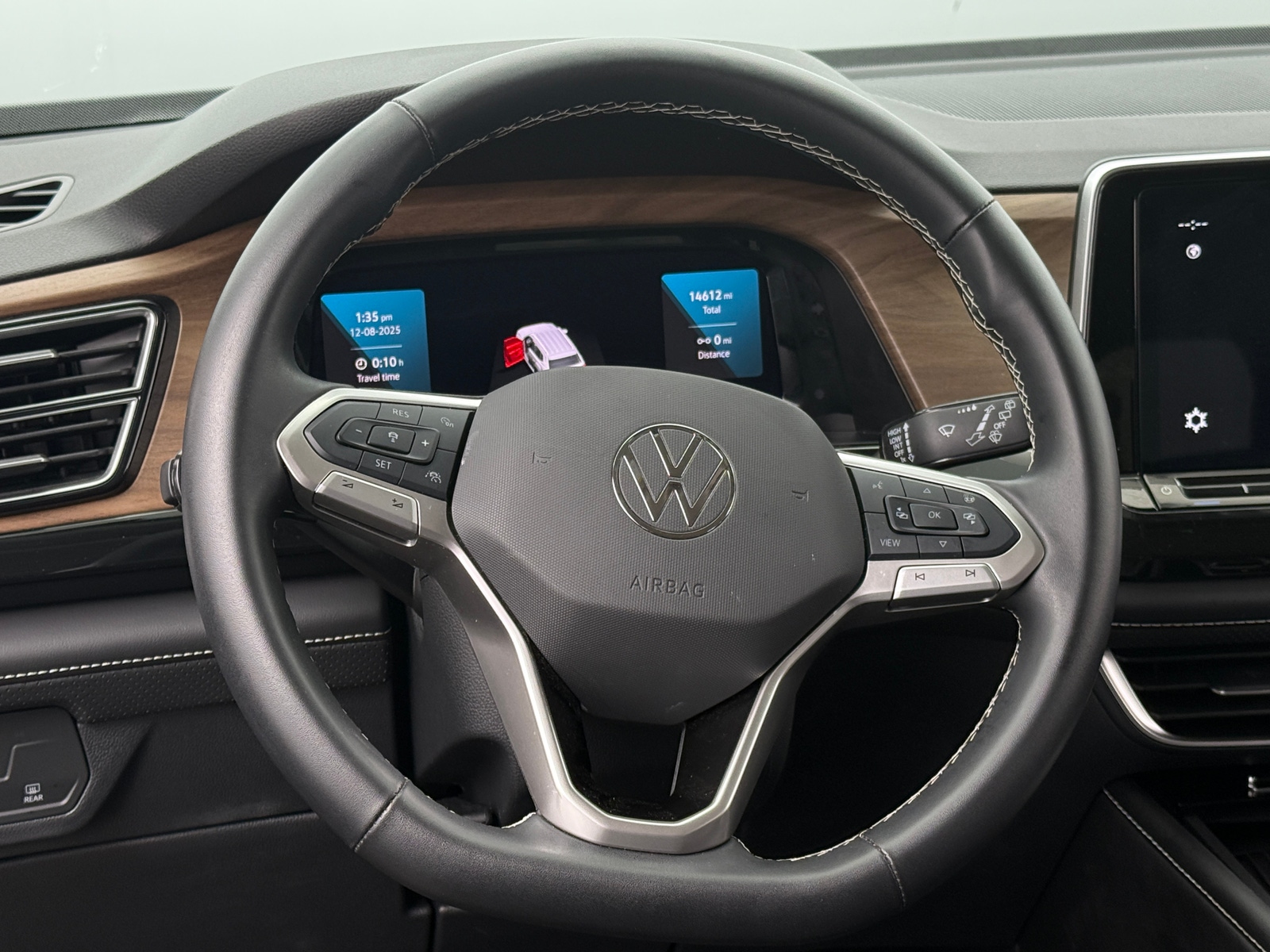 Thumbnail: 2025 Volkswagen Atlas - 4