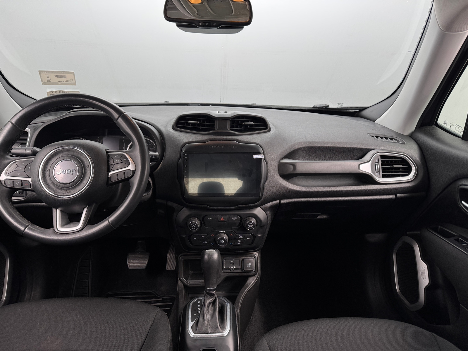 Thumbnail: 2020 Jeep Renegade - 3