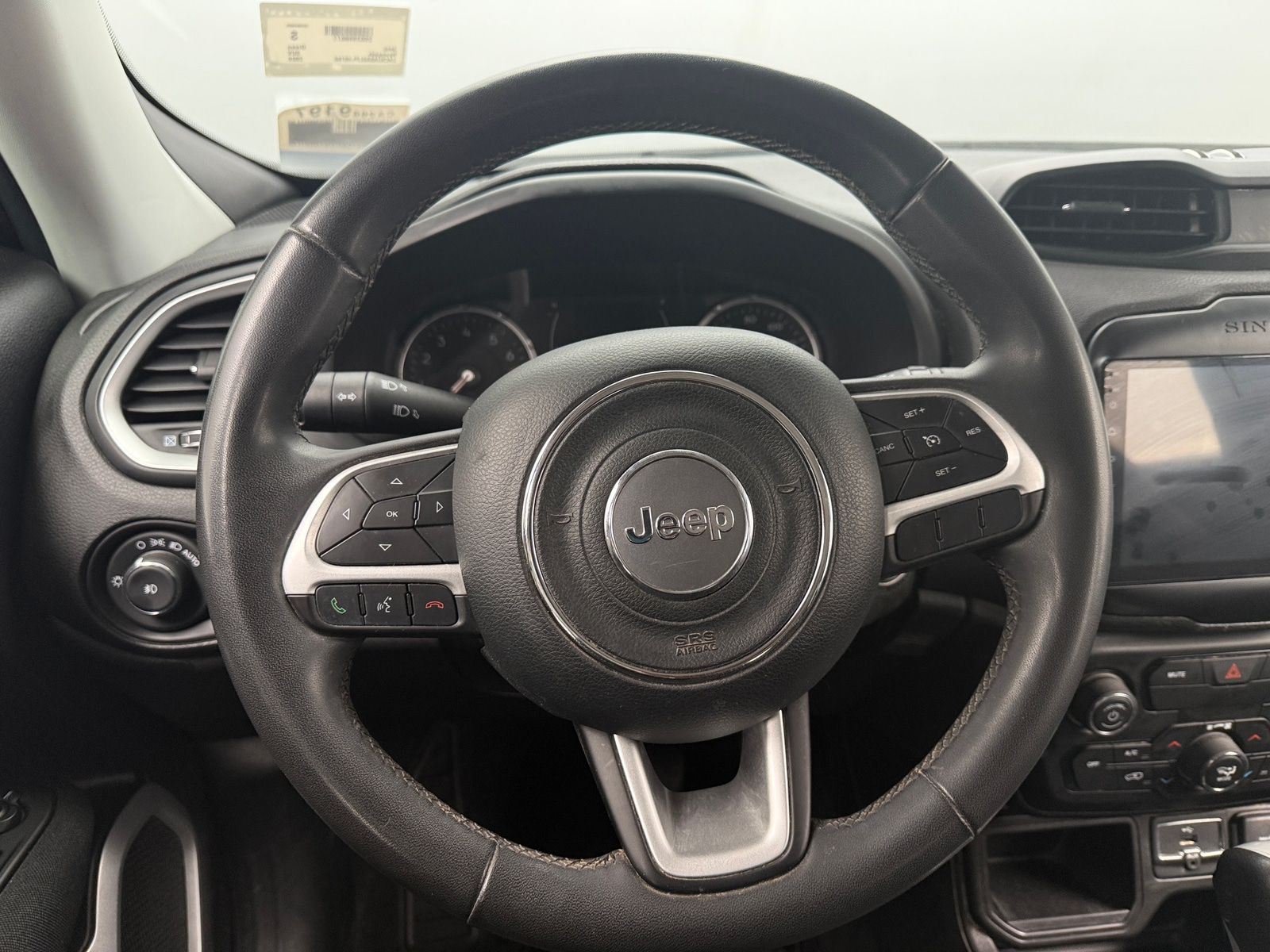 Thumbnail: 2020 Jeep Renegade - 5