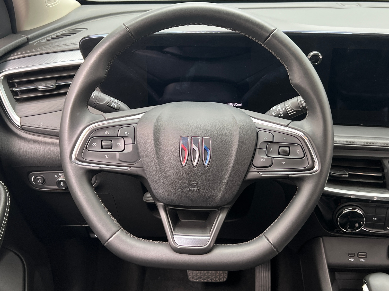 Thumbnail: 2024 Buick Encore GX - 4