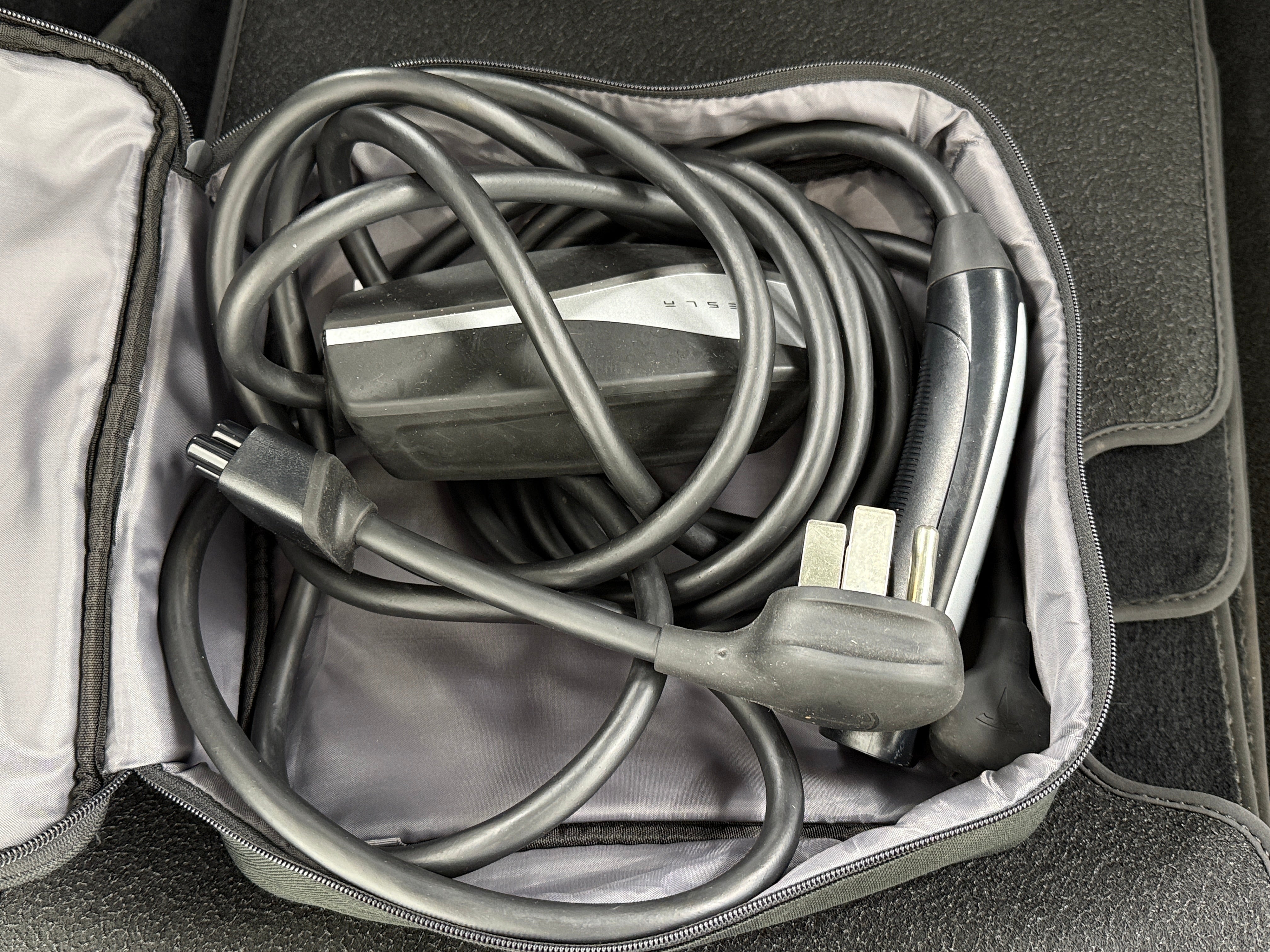 Used 2023 Tesla Model Y Long Range with VIN 7SAYGDEE3PF605705 for sale in Auburn, WA