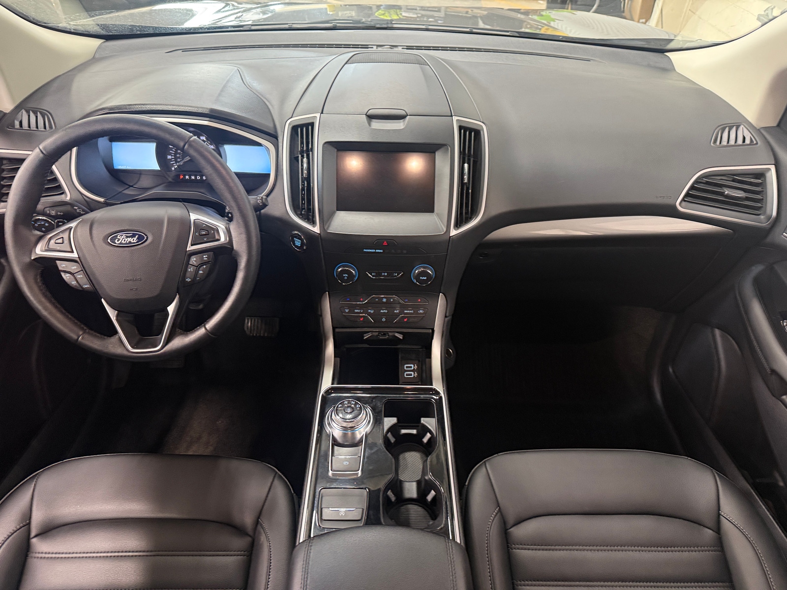 Thumbnail: 2019 Ford Edge - 2