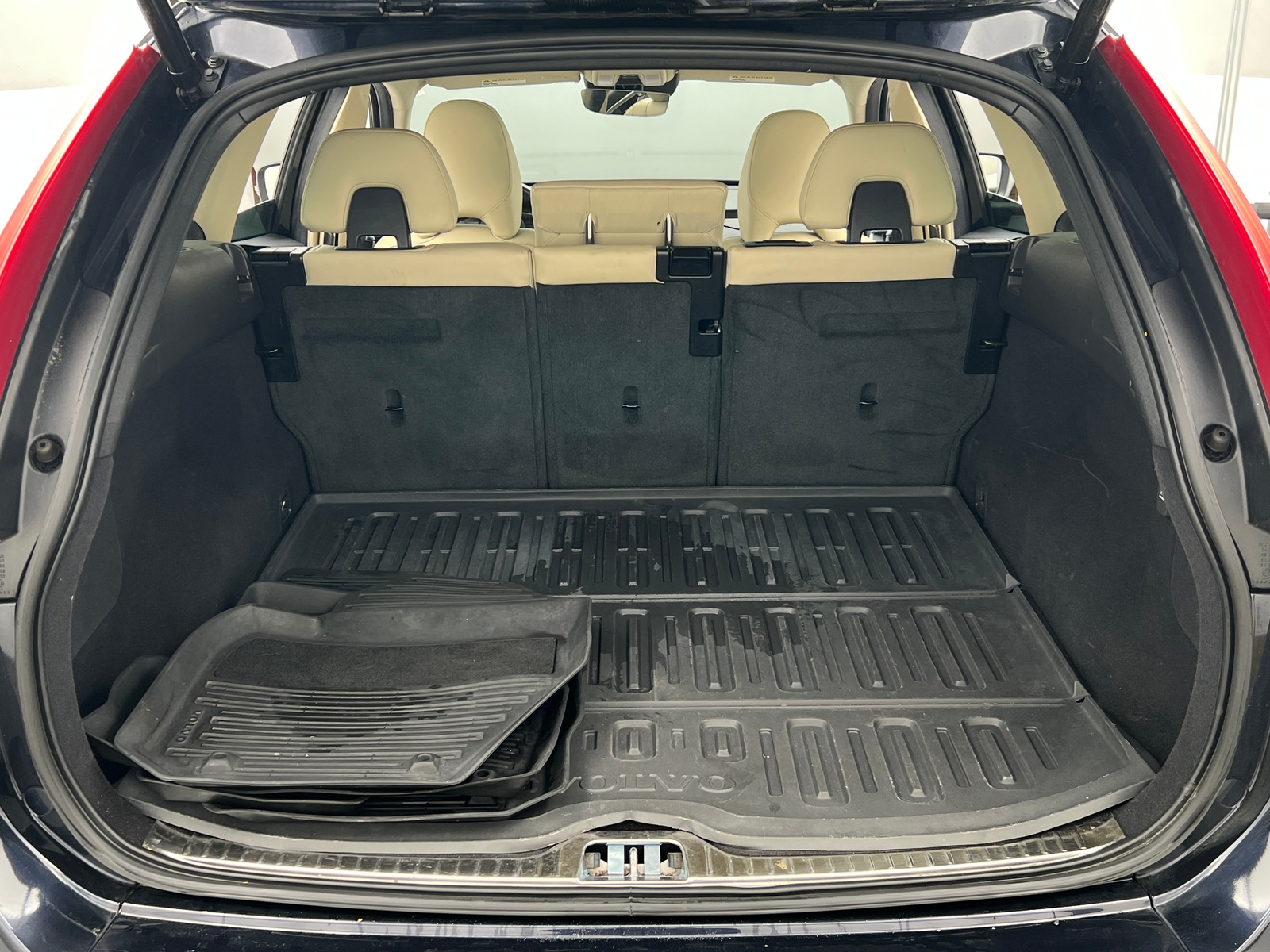 Thumbnail: 2017 Volvo XC60 - 6