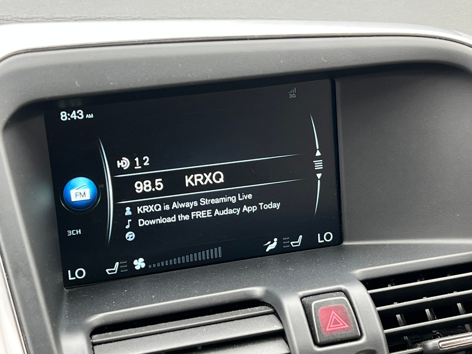 Thumbnail: 2017 Volvo XC60 - 3