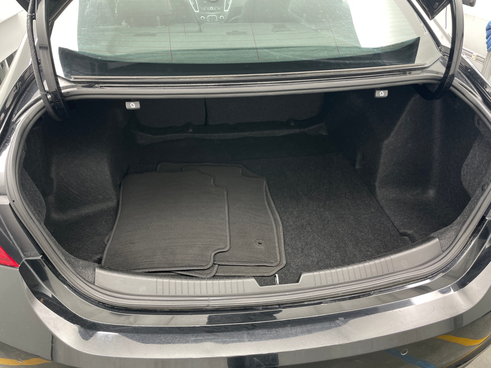 Thumbnail: 2024 Chevrolet Malibu - 7