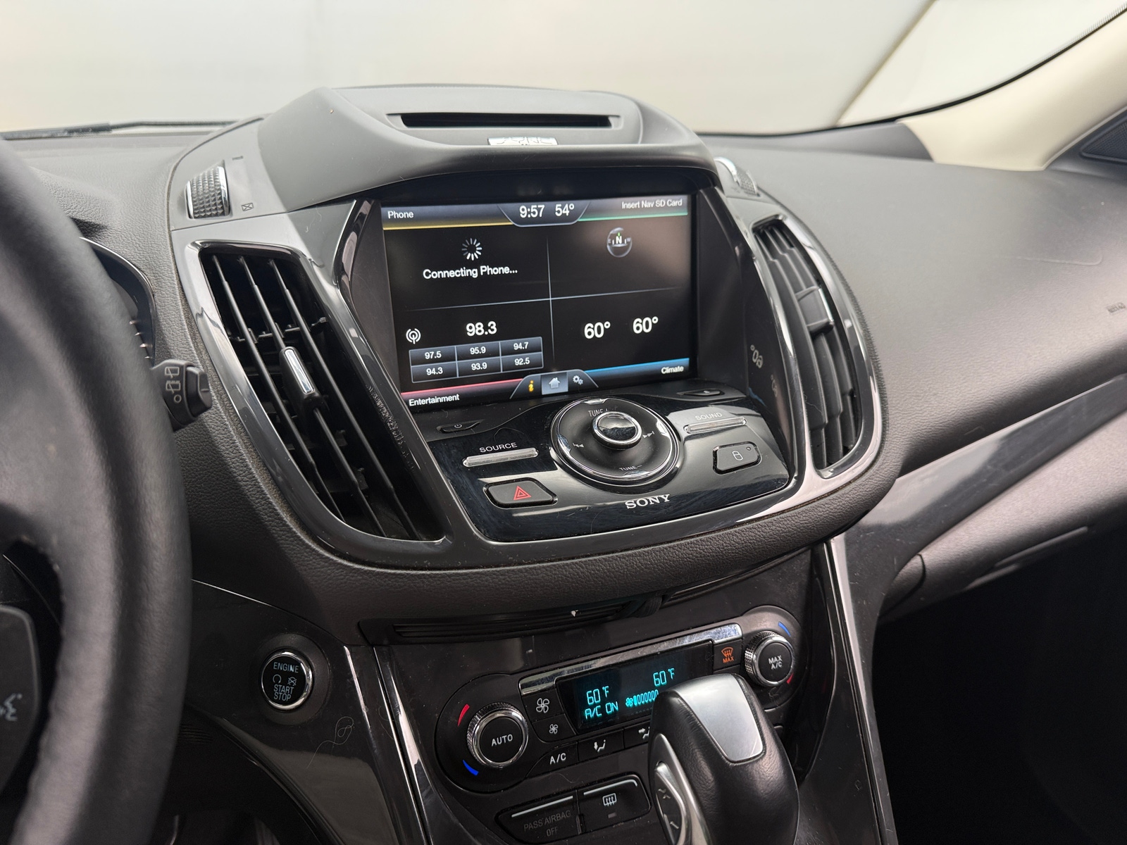 Thumbnail: 2014 Ford Escape - 3