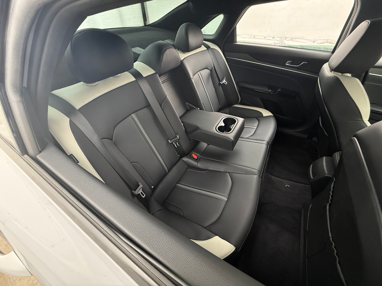 Thumbnail: 2025 Kia K5 - 5